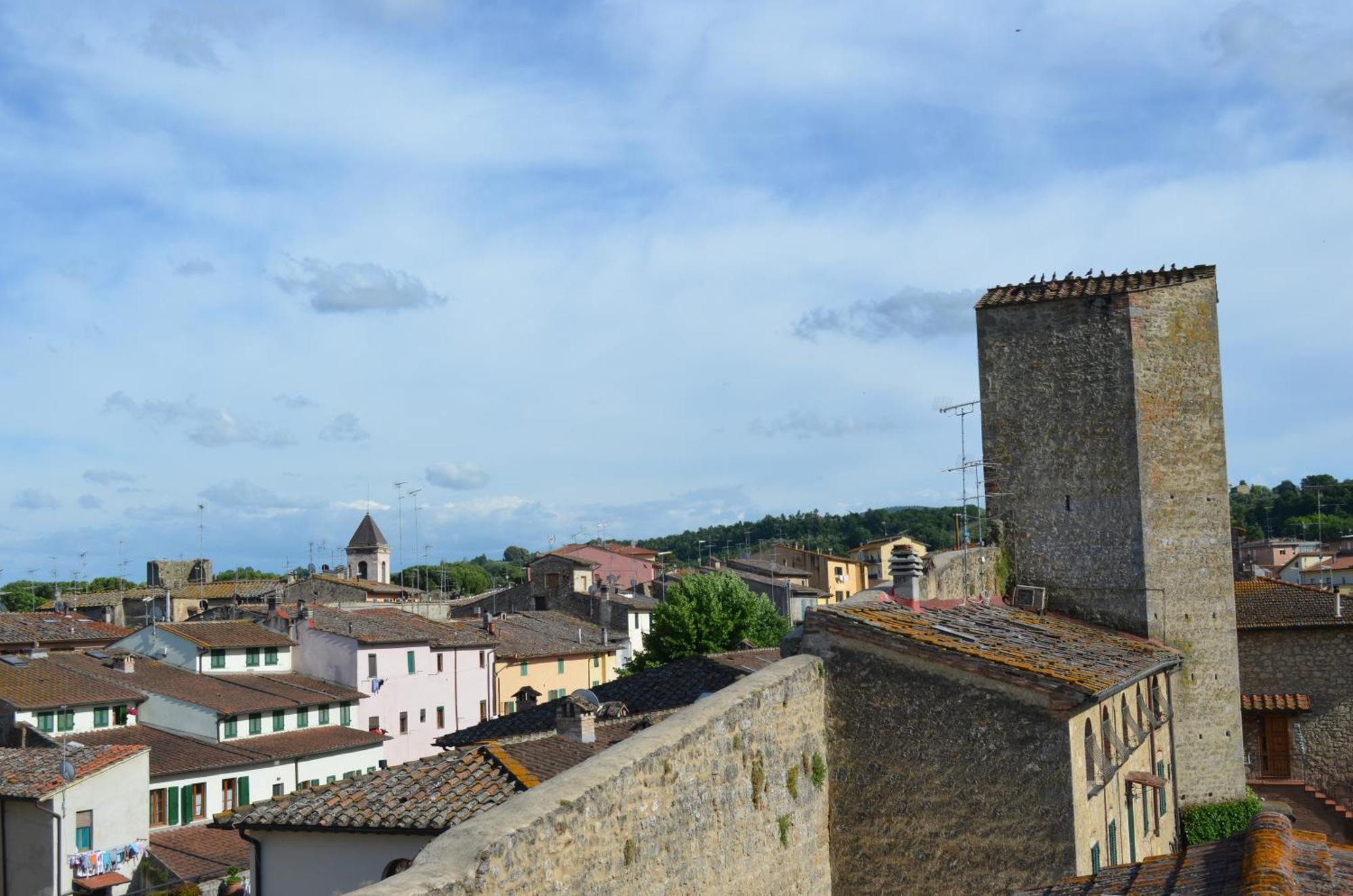 Palazzo Alle Mura Staggia Exterior foto